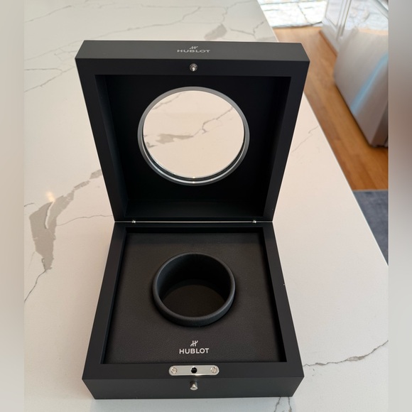 Hublot Black Watch Box with Silver Trim - Picture 2 of 3